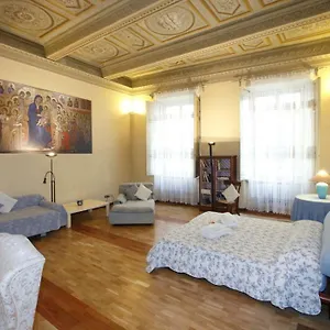 Residenza D'epoca Montanini Siena